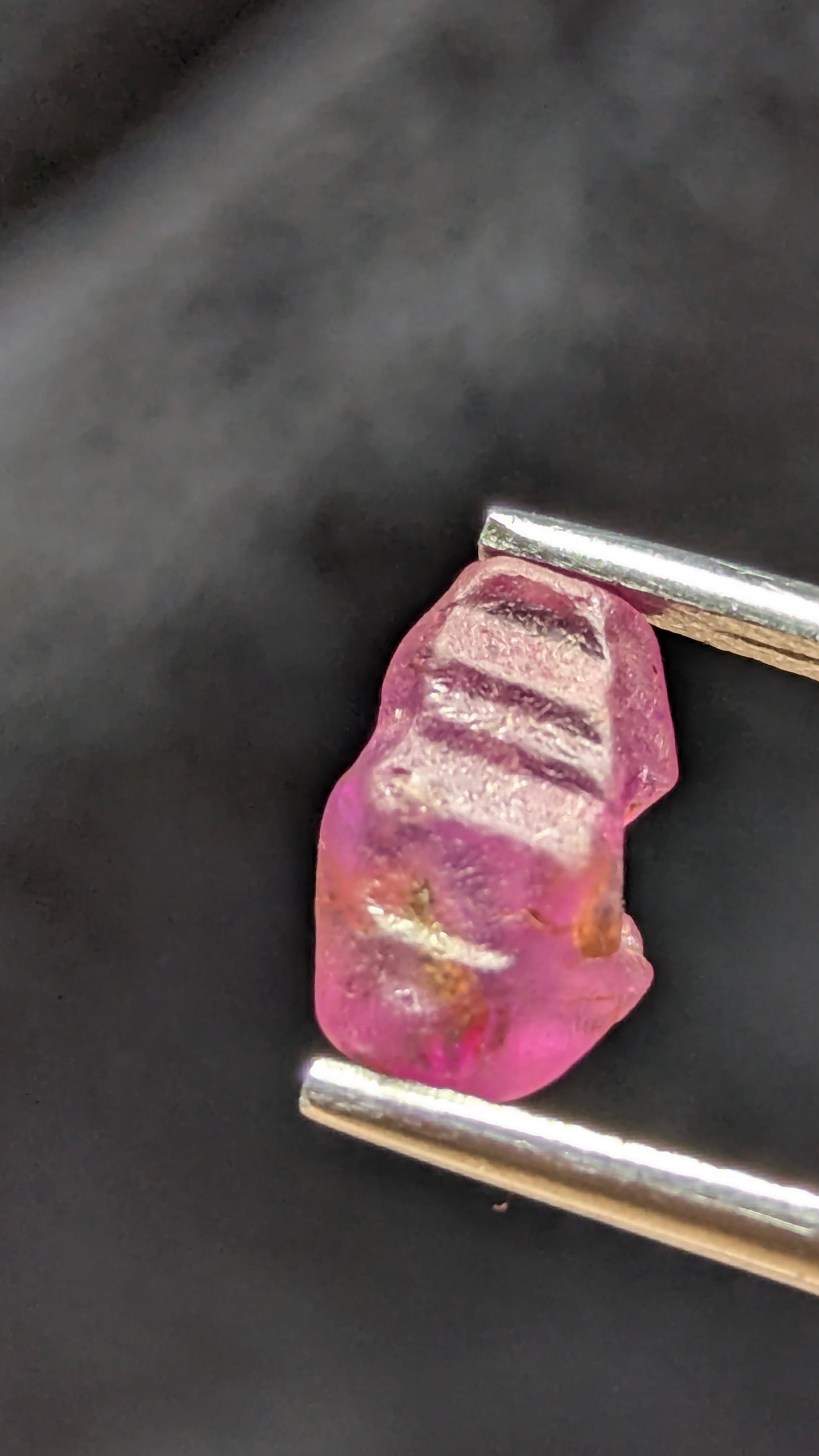 Natural Pink Sapphire Crystal – 2.32 ct Unheated Ceylon Crystal from Rakwana Mine